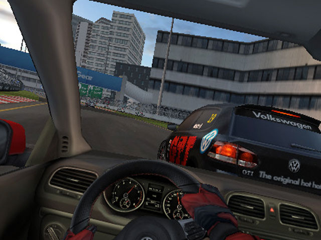 Игры на айфон гонки. Firemint игра real Racing. Real Racing 1. GTI real Racing. Игра гонки на айфон.